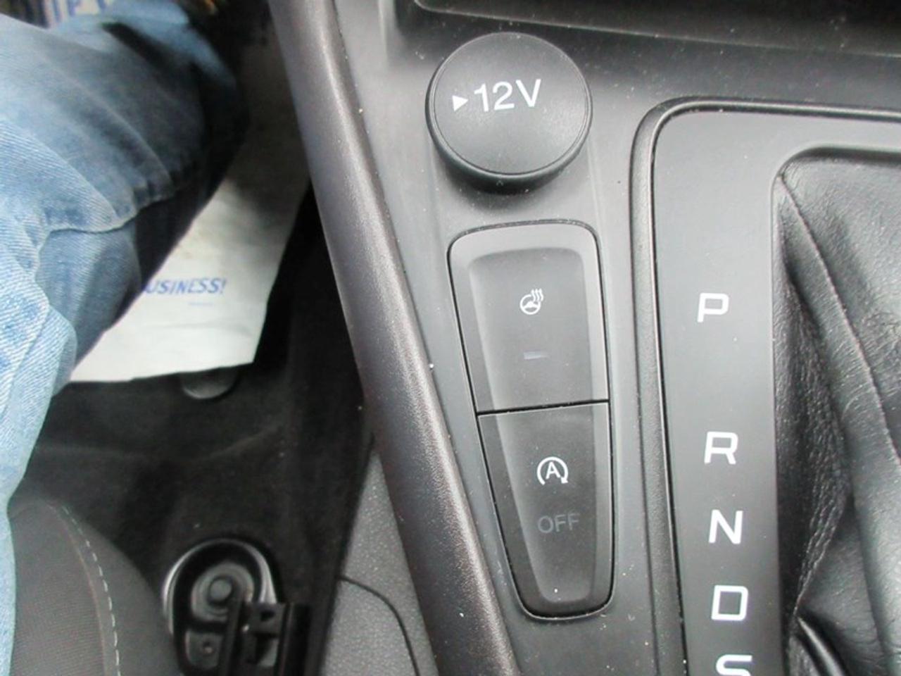2018 Ford Focus SE Photo