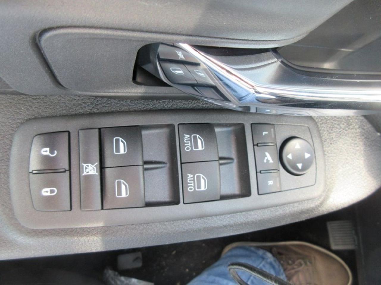 2022 RAM 1500 Classic Warlock Crew Cab Photo