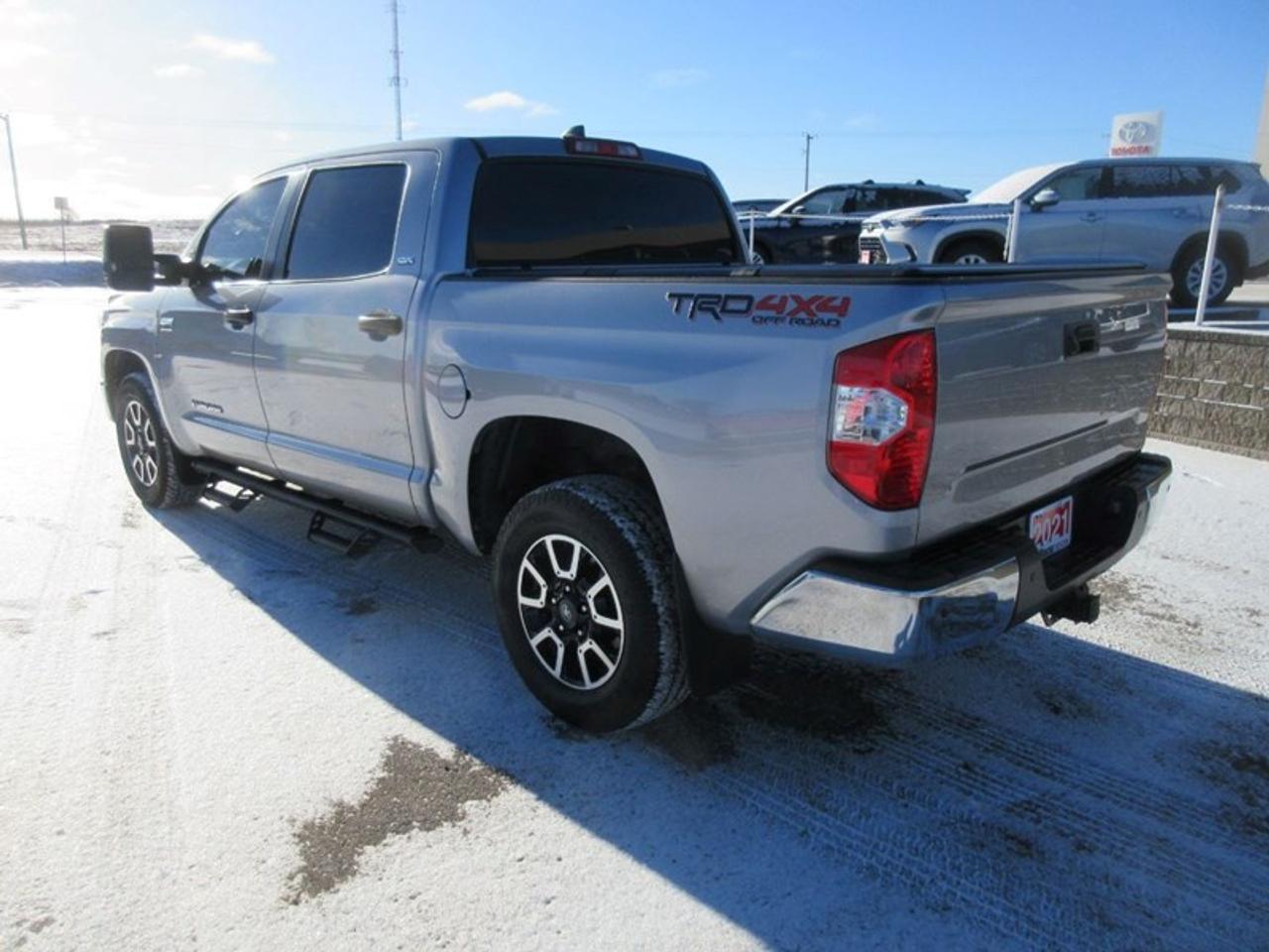 2021 Toyota Tundra SR5 5.7L V8 CREWMAX Photo2