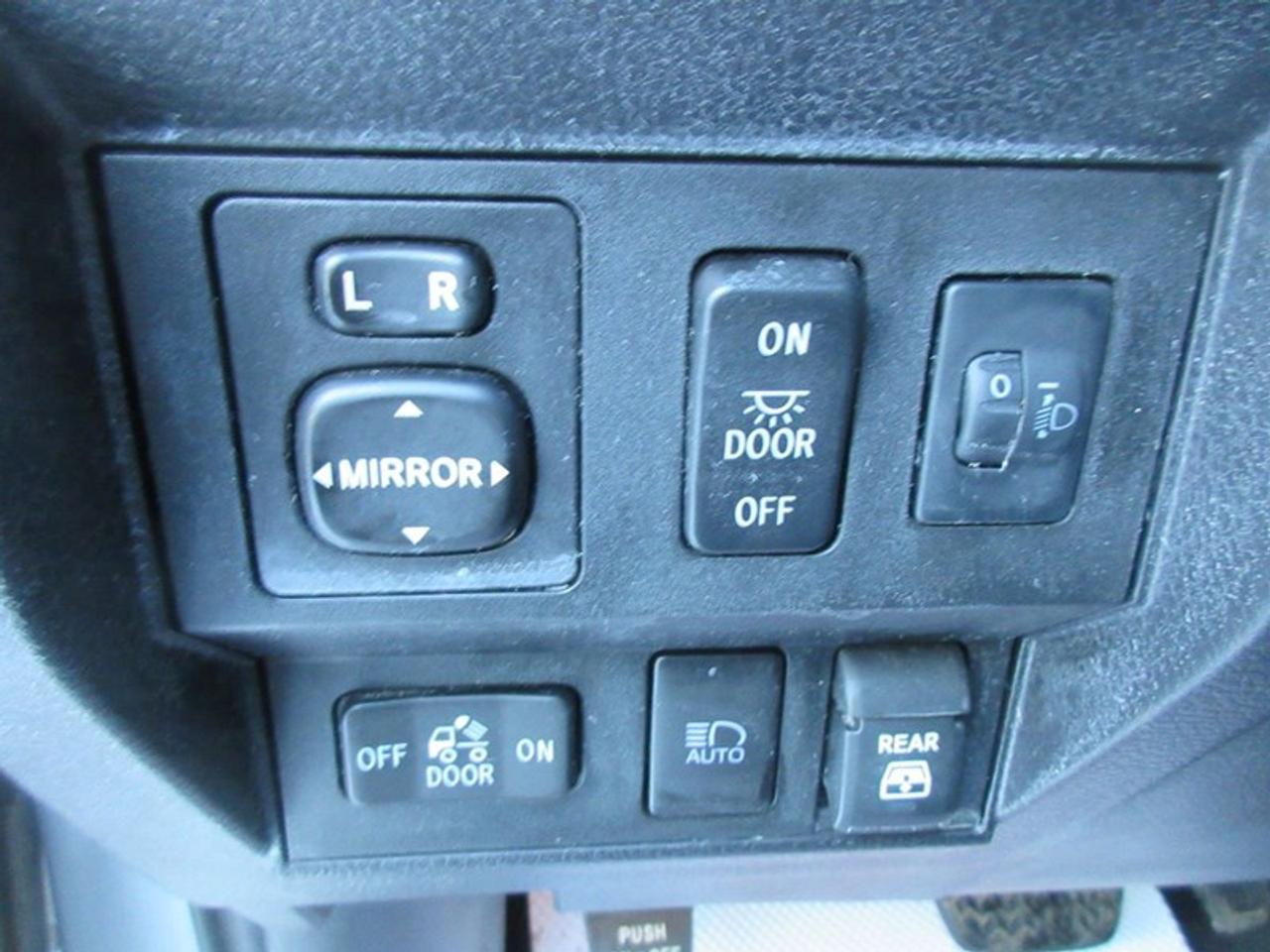 2021 Toyota Tundra SR5 5.7L V8 CREWMAX Photo