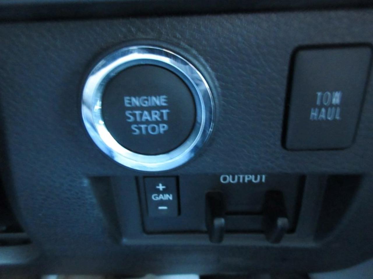 2021 Toyota Tundra SR5 5.7L V8 CREWMAX Photo