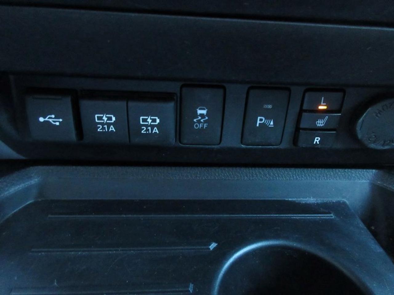2021 Toyota Tundra SR5 5.7L V8 CREWMAX Photo