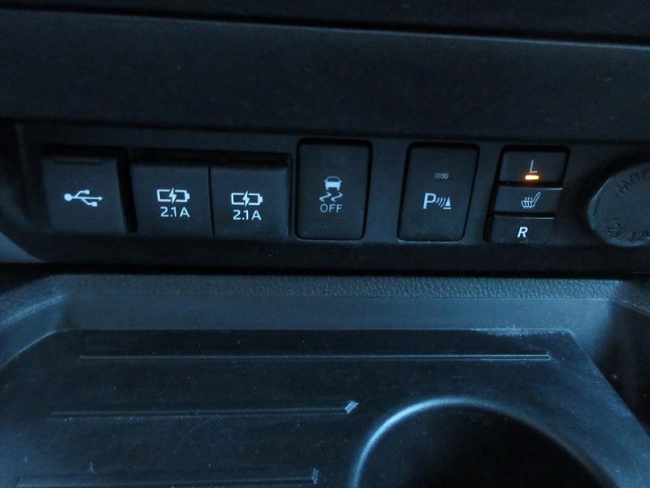 2021 Toyota Tundra SR5 5.7L V8 CREWMAX Photo