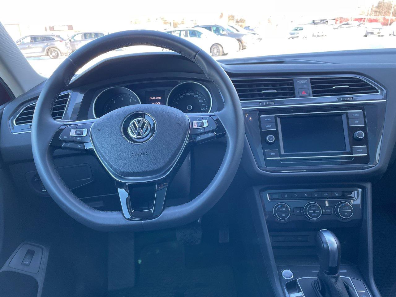 2020 Volkswagen Tiguan Comfortline 2.0T 8sp at w/Tip 4M Photo