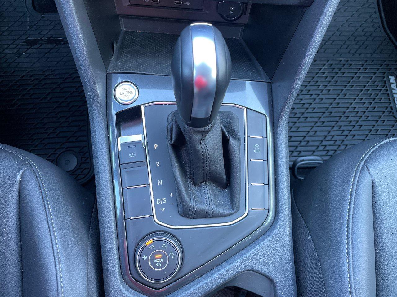 2020 Volkswagen Tiguan Comfortline 2.0T 8sp at w/Tip 4M Photo