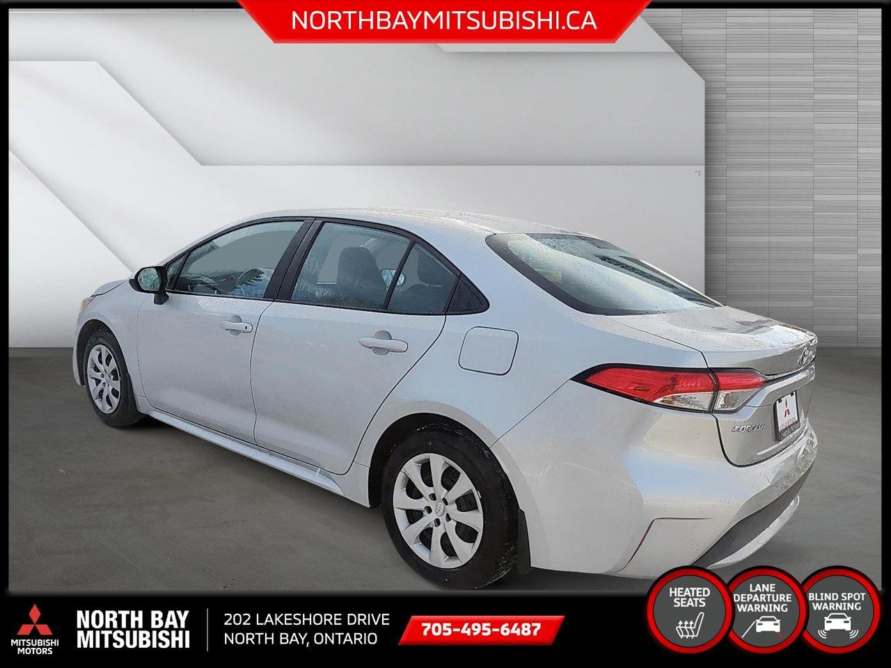 2022 Toyota Corolla LE Photo