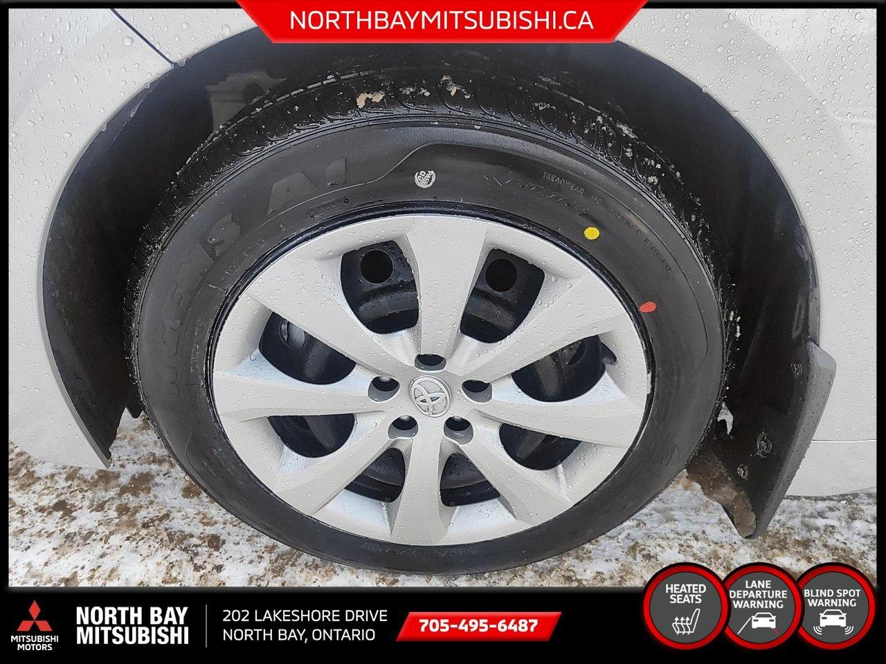 2022 Toyota Corolla LE Photo