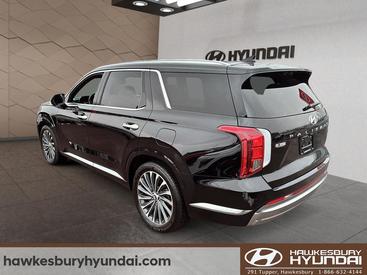 2024 Hyundai PALISADE Ultimate Calligraphy Photo3