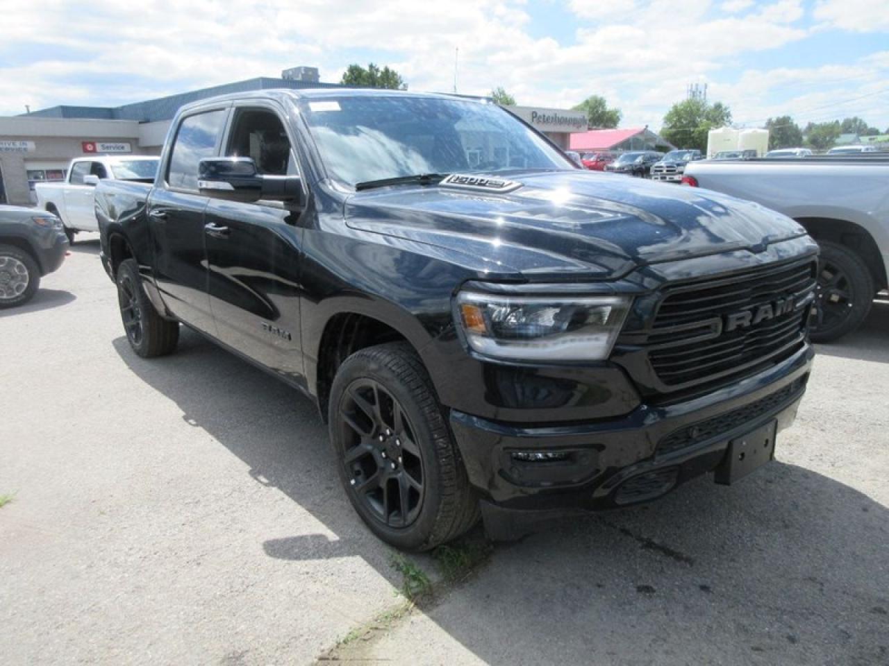 2022 RAM 1500 Sport Crew Cab Photo3