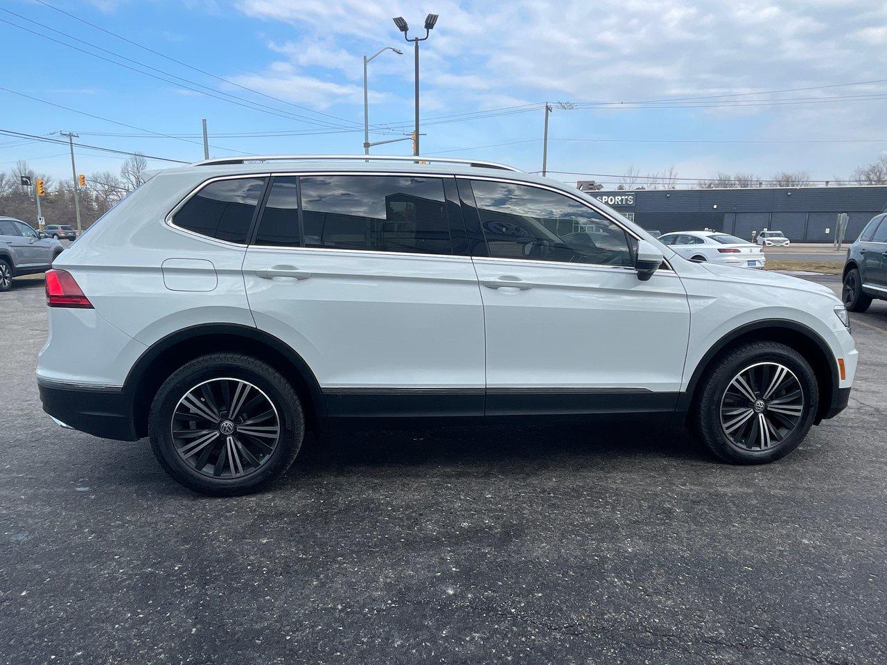 2018 Volkswagen Tiguan Highline 2.0T 8sp at w/Tip 4M Photo