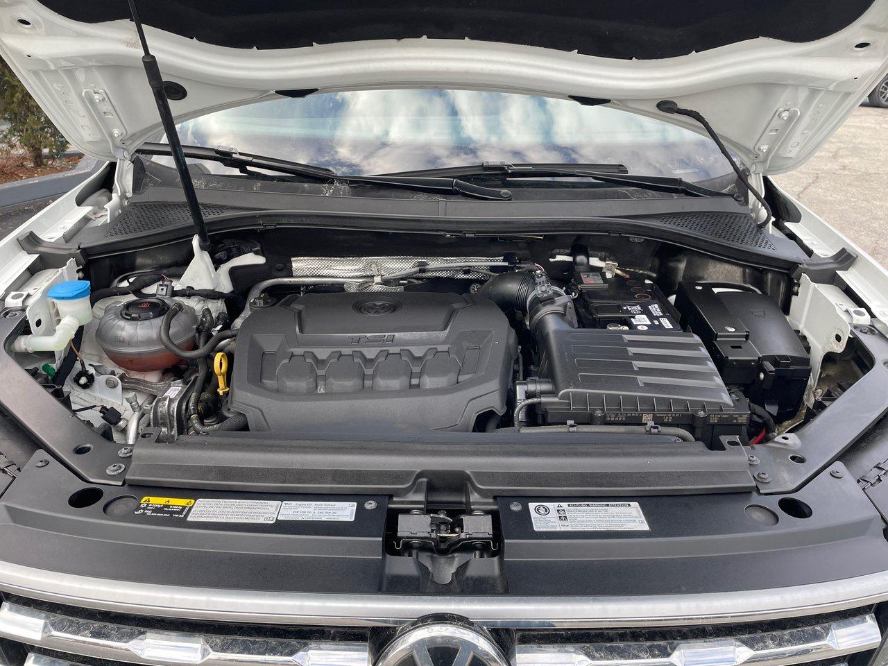 2018 Volkswagen Tiguan Highline 2.0T 8sp at w/Tip 4M Photo