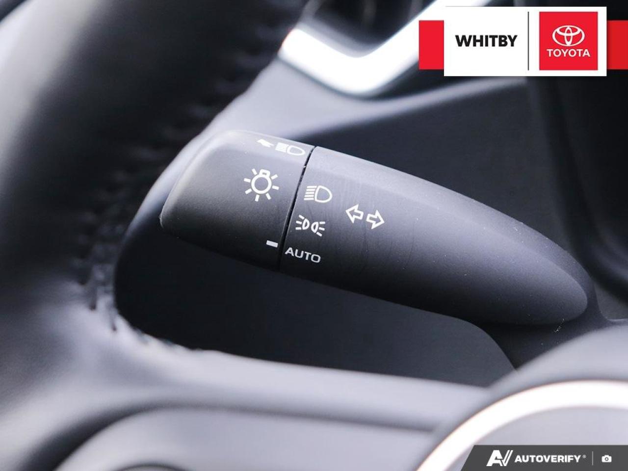 2024 Toyota Corolla HYBRID SE 1.8L Photo