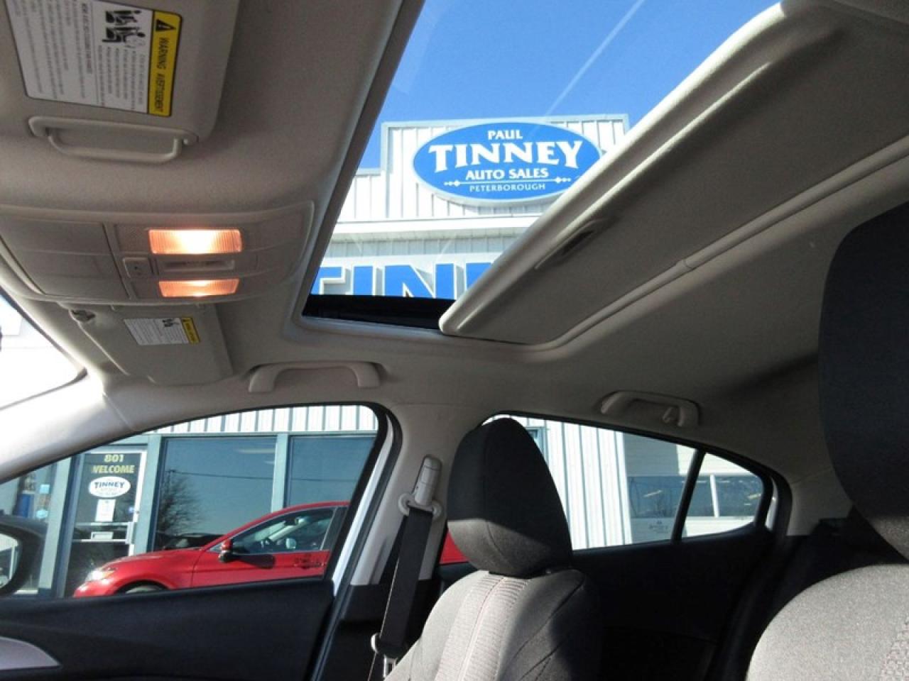 2018 Mazda MAZDA3 i Touring Photo