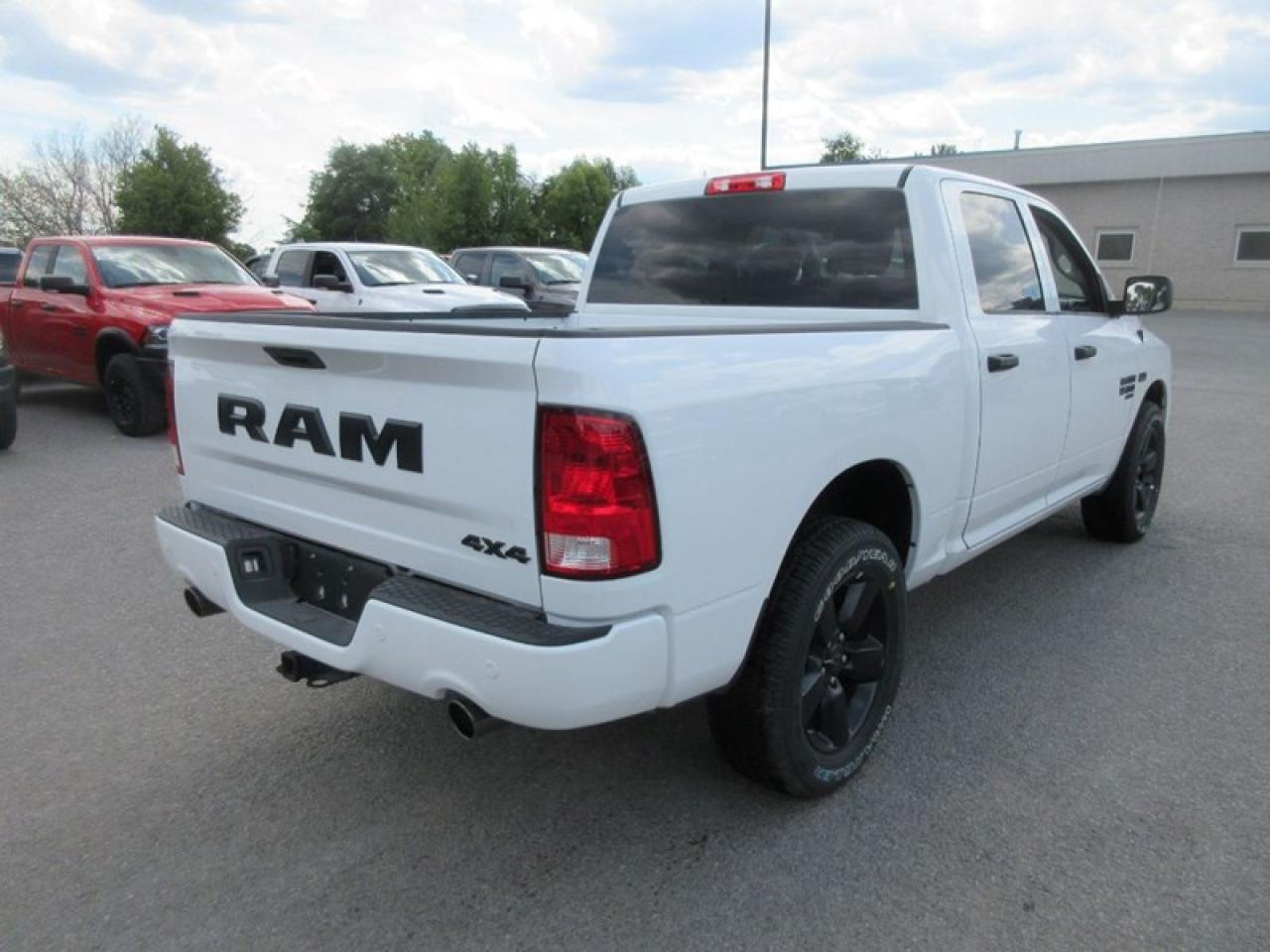 2022 RAM 1500 Classic Express Crew Cab Photo