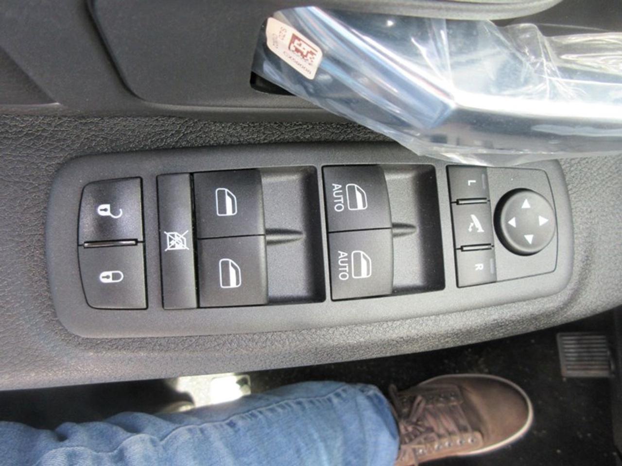 2022 RAM 1500 Classic Warlock Crew Cab Photo