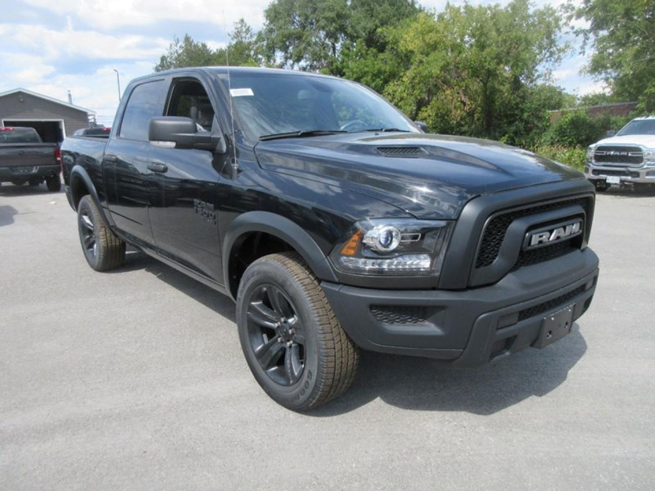 2022 RAM 1500 Classic Warlock Crew Cab Photo3