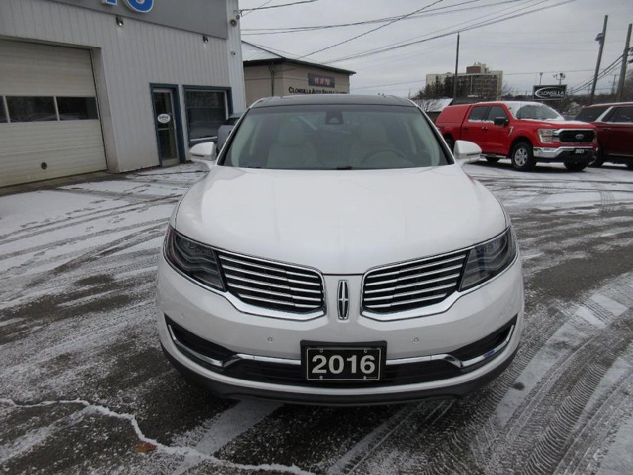 2016 Lincoln MKX Reserve Photo3