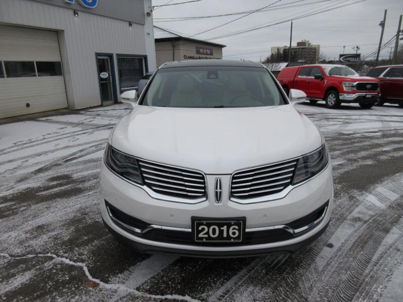 2016 Lincoln MKX Reserve Photo3
