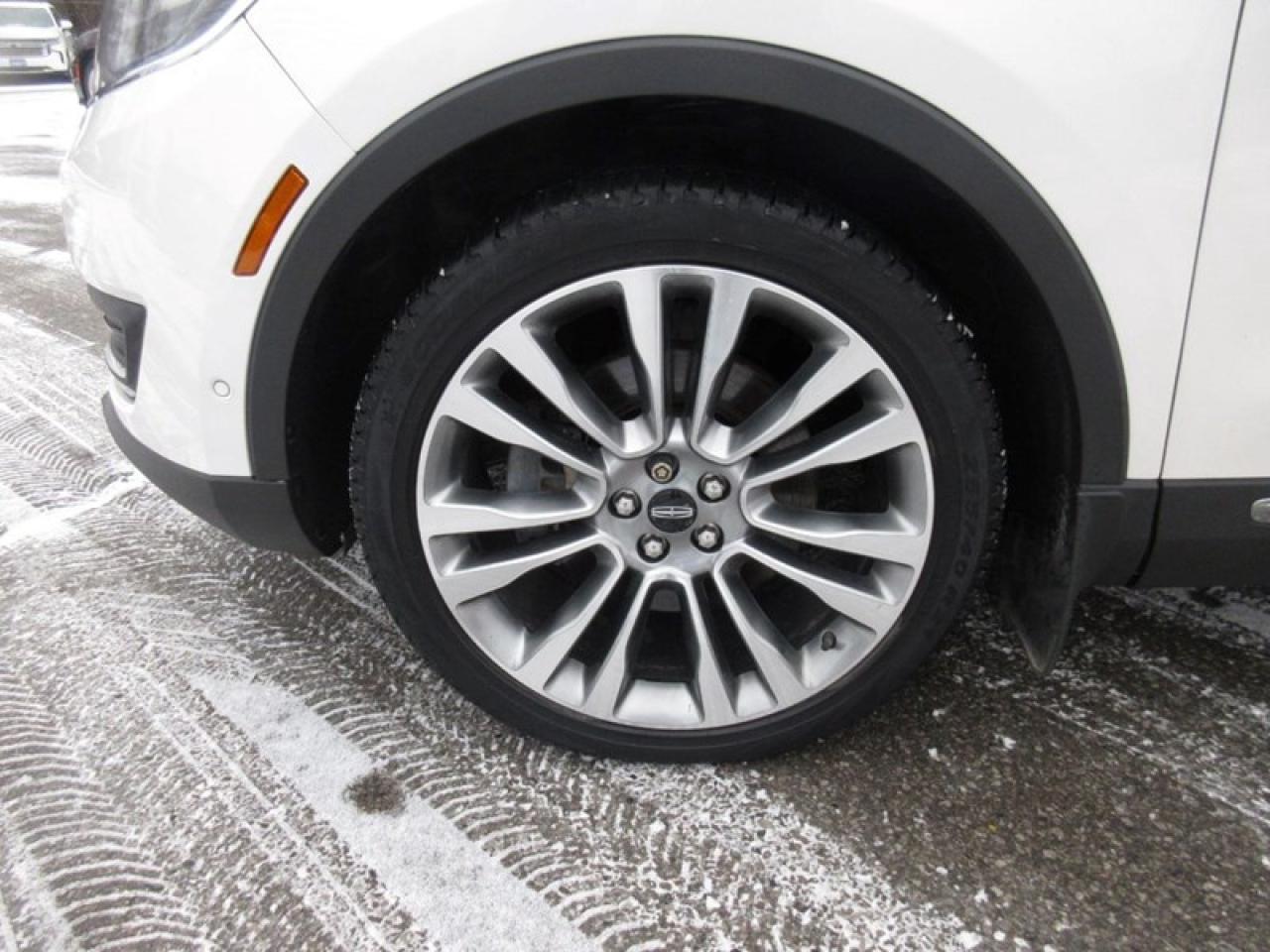 2016 Lincoln MKX Reserve Photo