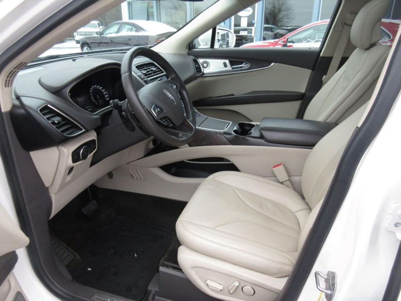 2016 Lincoln MKX Reserve Photo