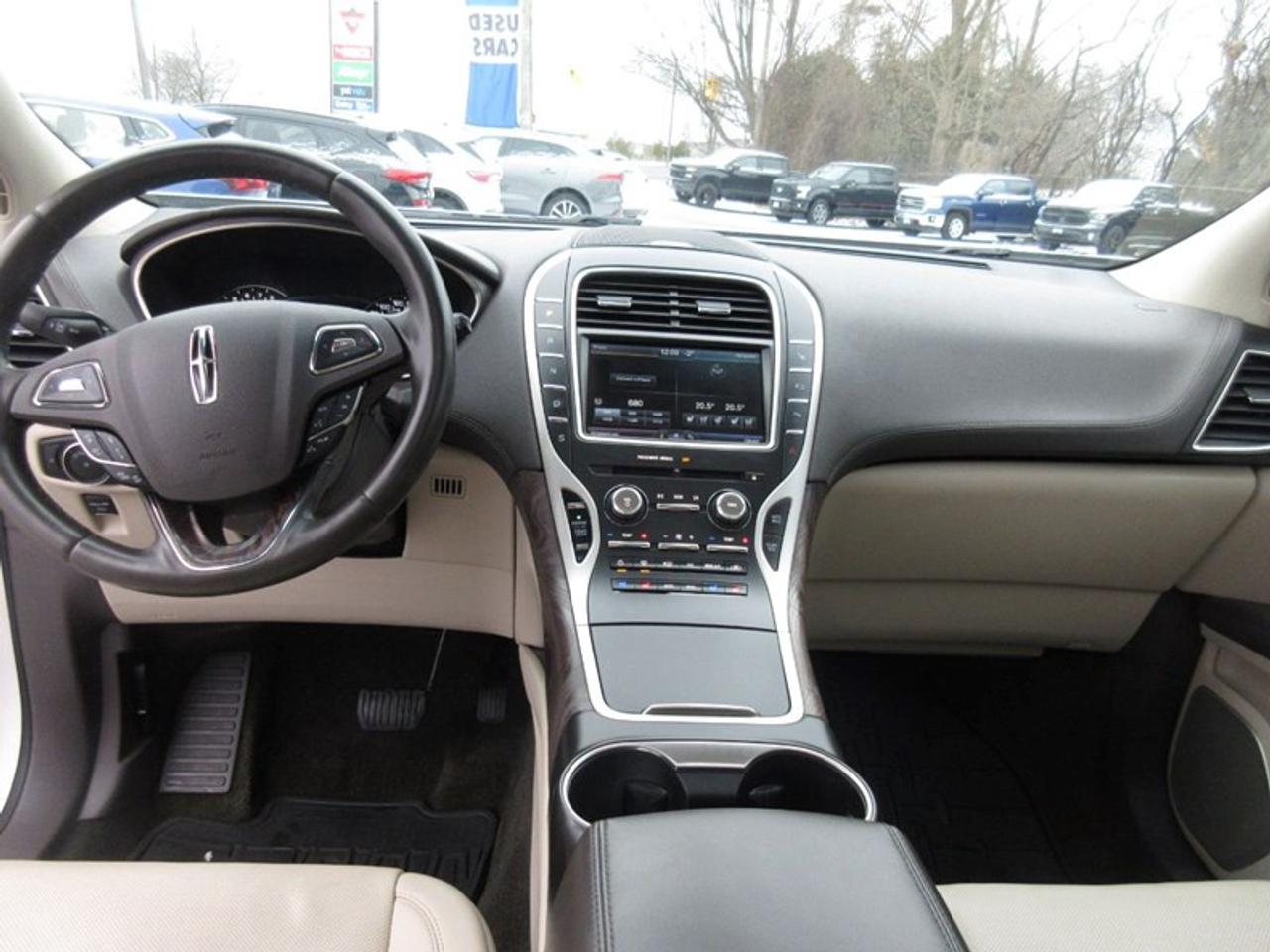 2016 Lincoln MKX Reserve Photo