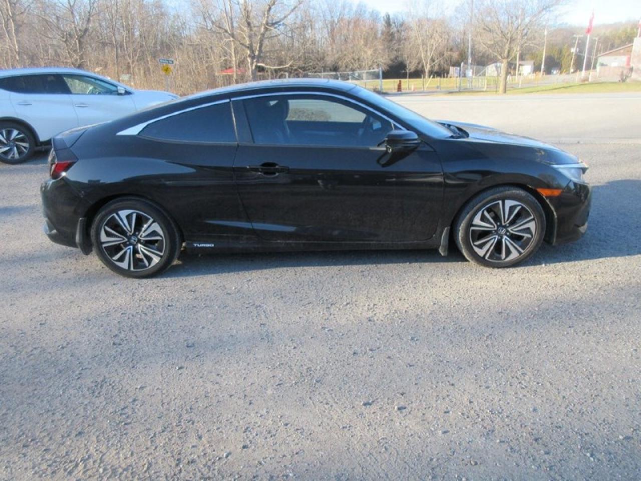 2016 Honda Civic EX Turbo Photo