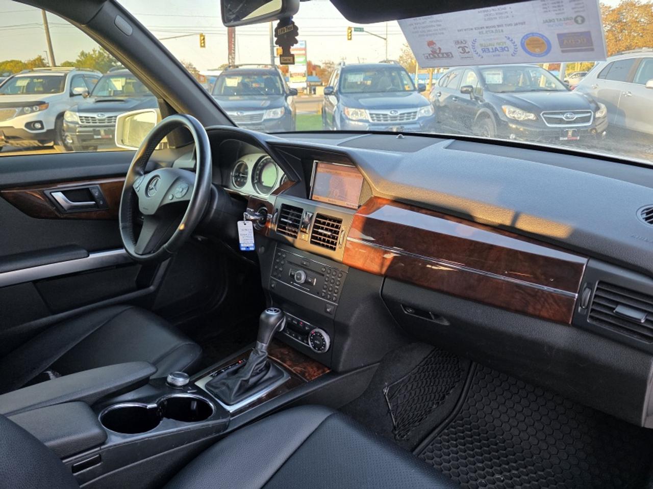 2012 Mercedes-Benz GLK LEATHER | 4-MOTION AWD Photo