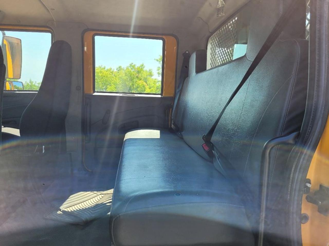 2015 International TerraStar Crew Cab 4X4 Photo