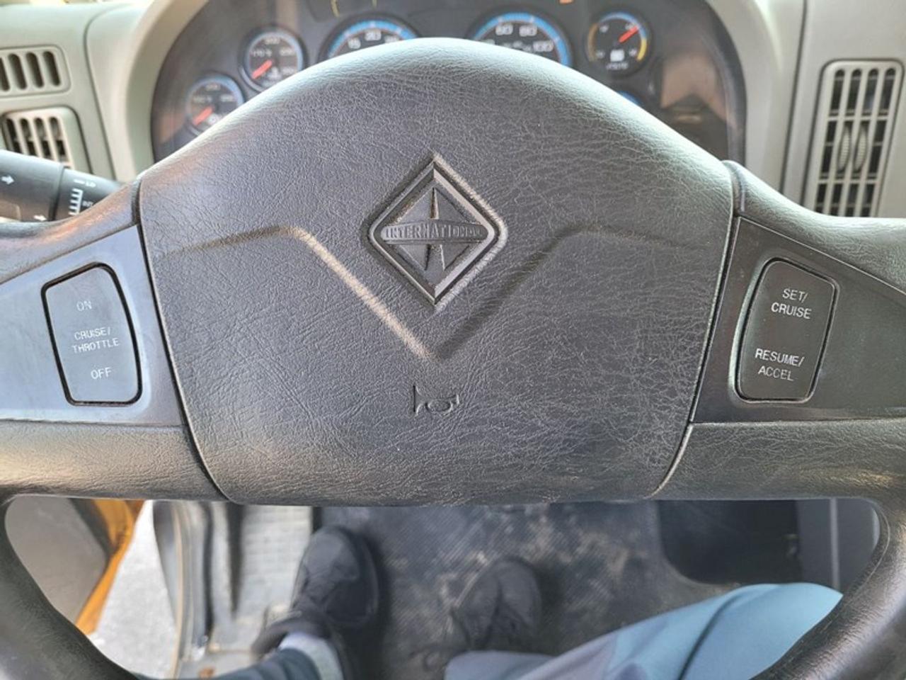 2015 International TerraStar Crew Cab 4X4 Photo