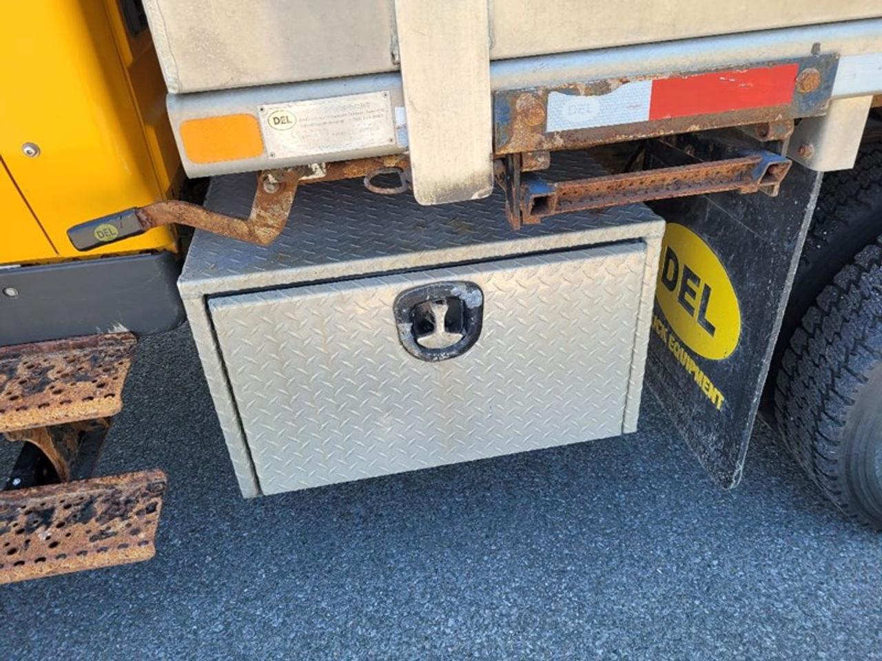 2015 International TerraStar Crew Cab 4X4 Photo