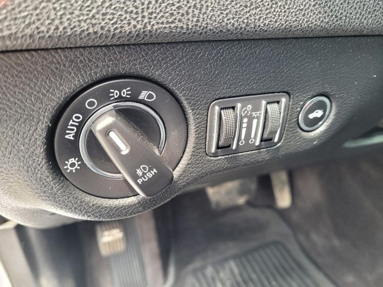 2018 Chrysler 300 S AWD Photo