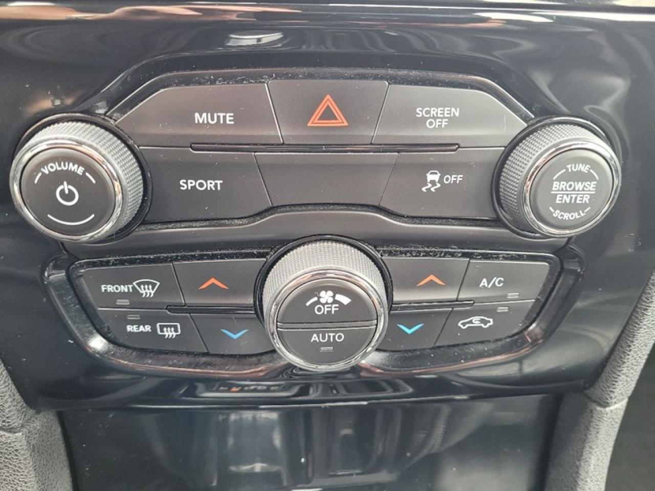 2018 Chrysler 300 S AWD Photo