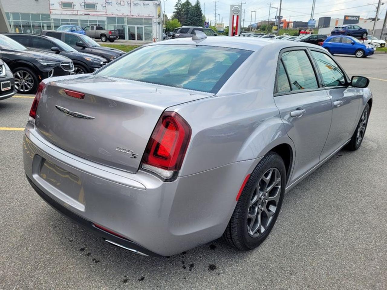2018 Chrysler 300 S AWD Photo