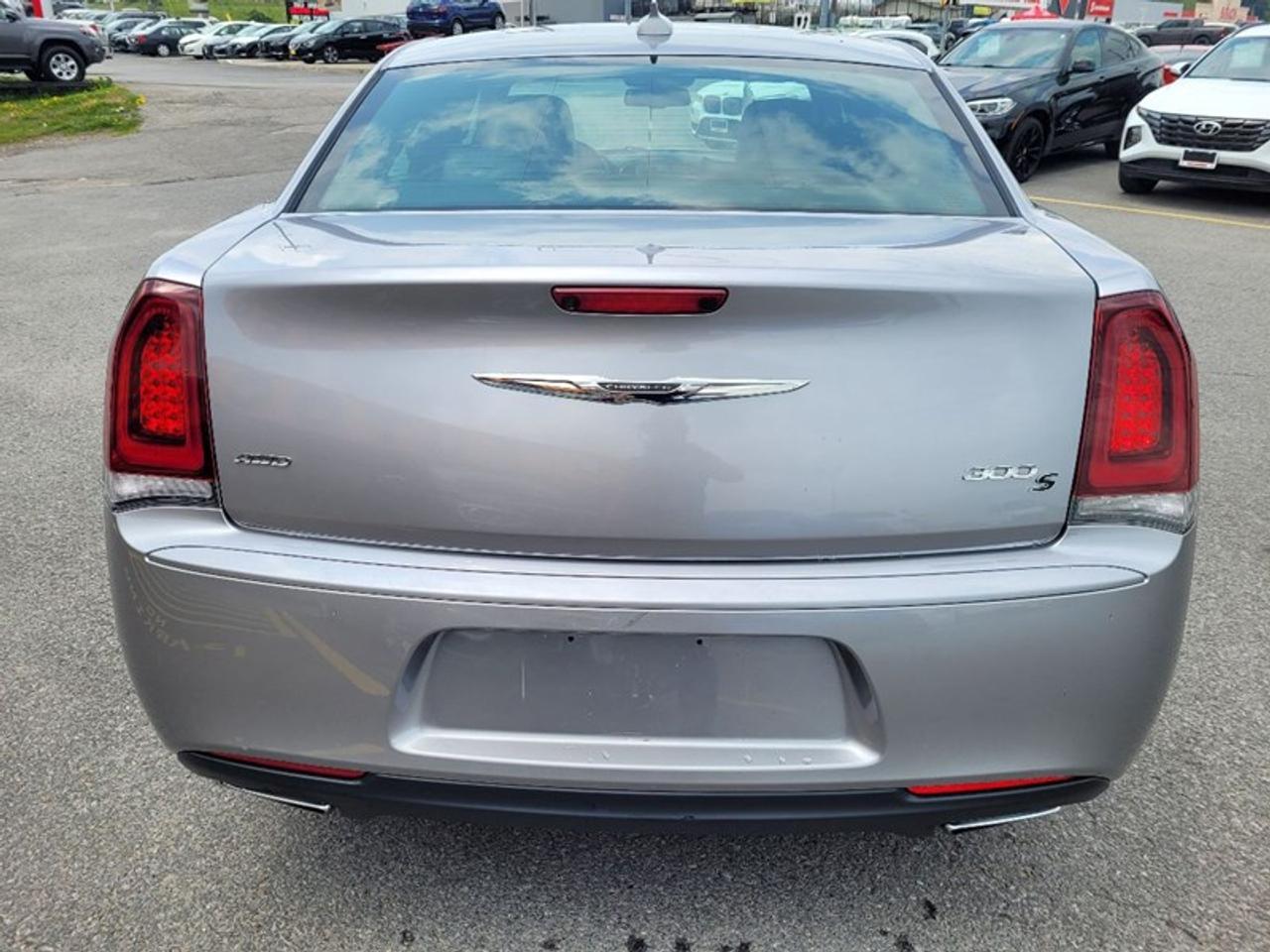 2018 Chrysler 300 S AWD Photo
