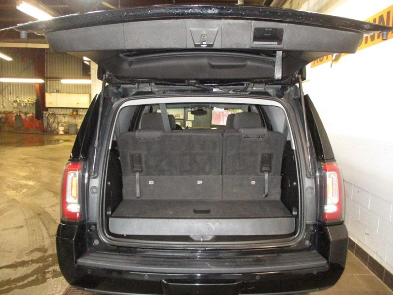 2018 GMC Yukon SLE 4WD Photo