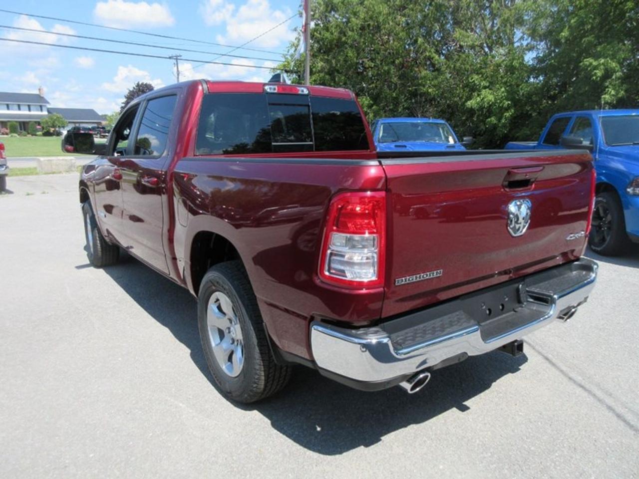 2022 RAM 1500 Crew Cab Big Horn 4X4 Photo1