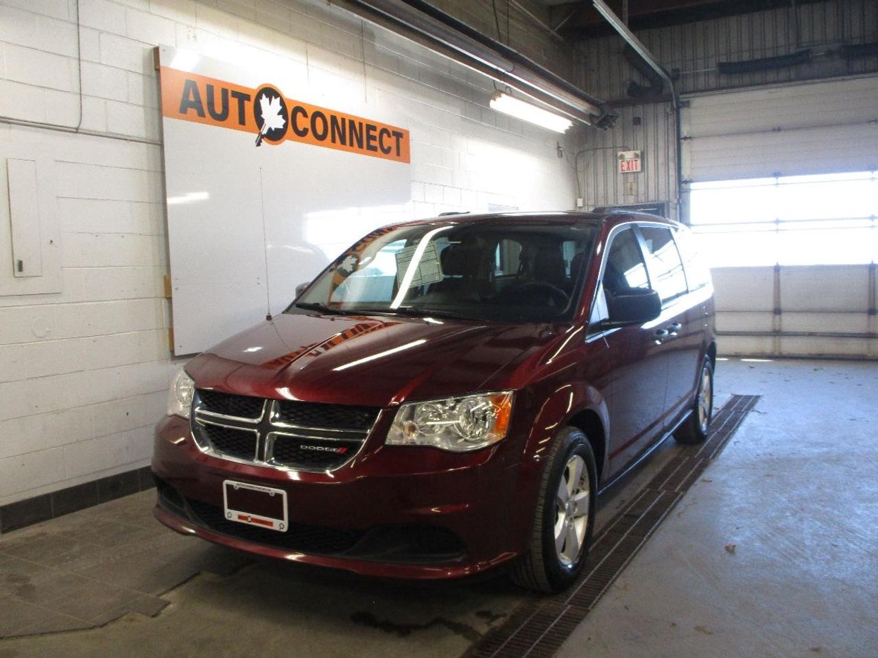 2019 Dodge Grand Caravan SE Photo