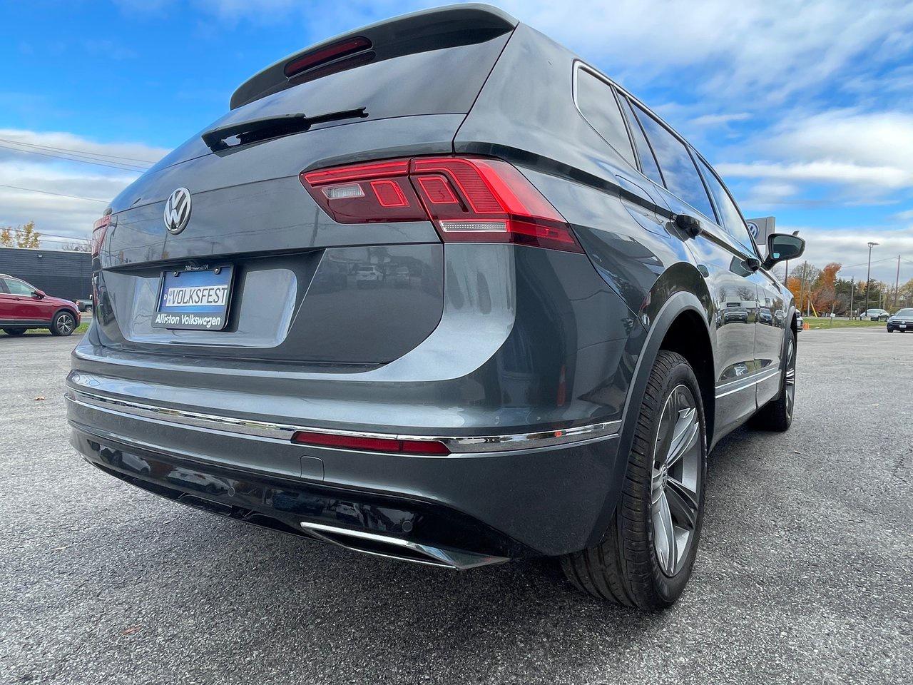 2019 Volkswagen Tiguan Highline 2.0T 8sp at w/Tip 4M Photo4
