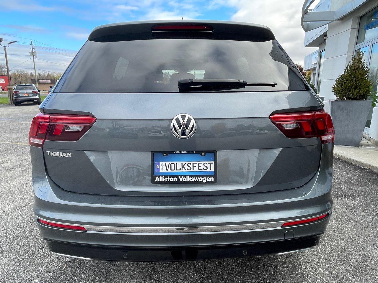 2019 Volkswagen Tiguan Highline 2.0T 8sp at w/Tip 4M Photo
