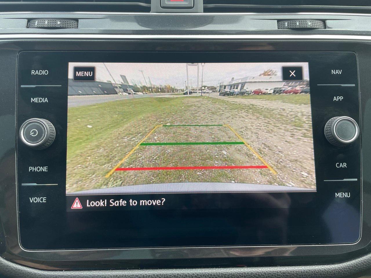 2019 Volkswagen Tiguan Highline 2.0T 8sp at w/Tip 4M Photo