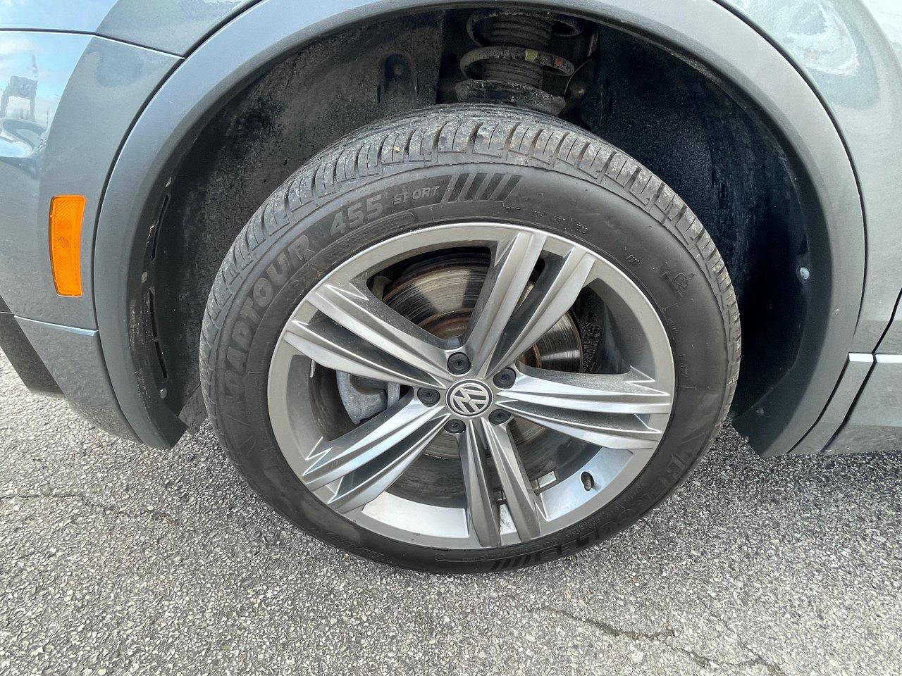 2019 Volkswagen Tiguan Highline 2.0T 8sp at w/Tip 4M Photo