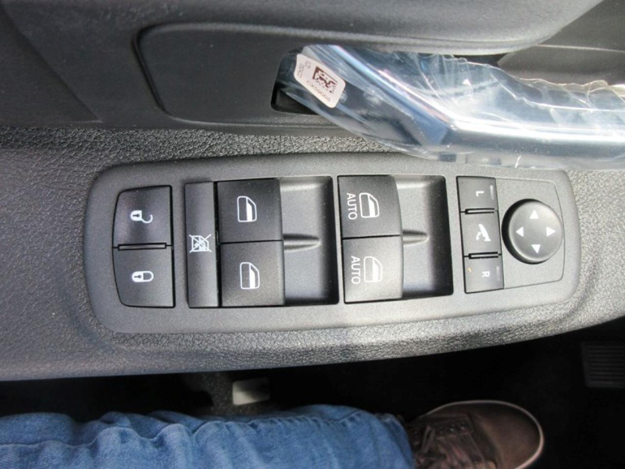 2022 RAM 1500 Classic Warlock Crew Cab Photo