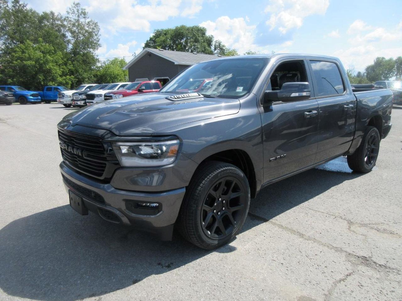 2022 RAM 1500 Sport Crew Cab Photo0