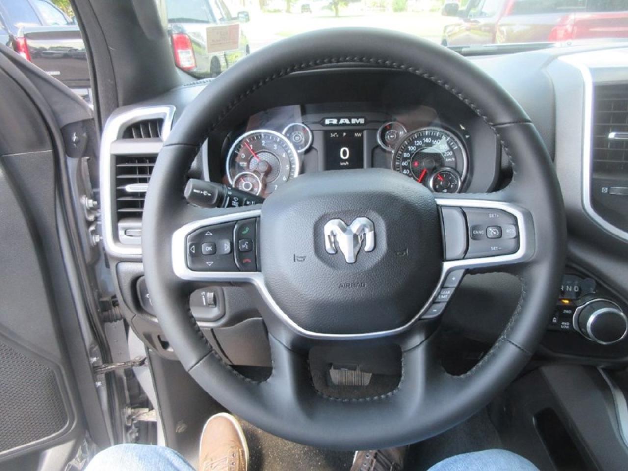 2022 RAM 1500 Crew Cab Big Horn 4X4 Photo