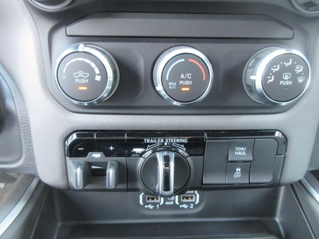 2022 RAM 1500 Crew Cab Big Horn 4X4 Photo