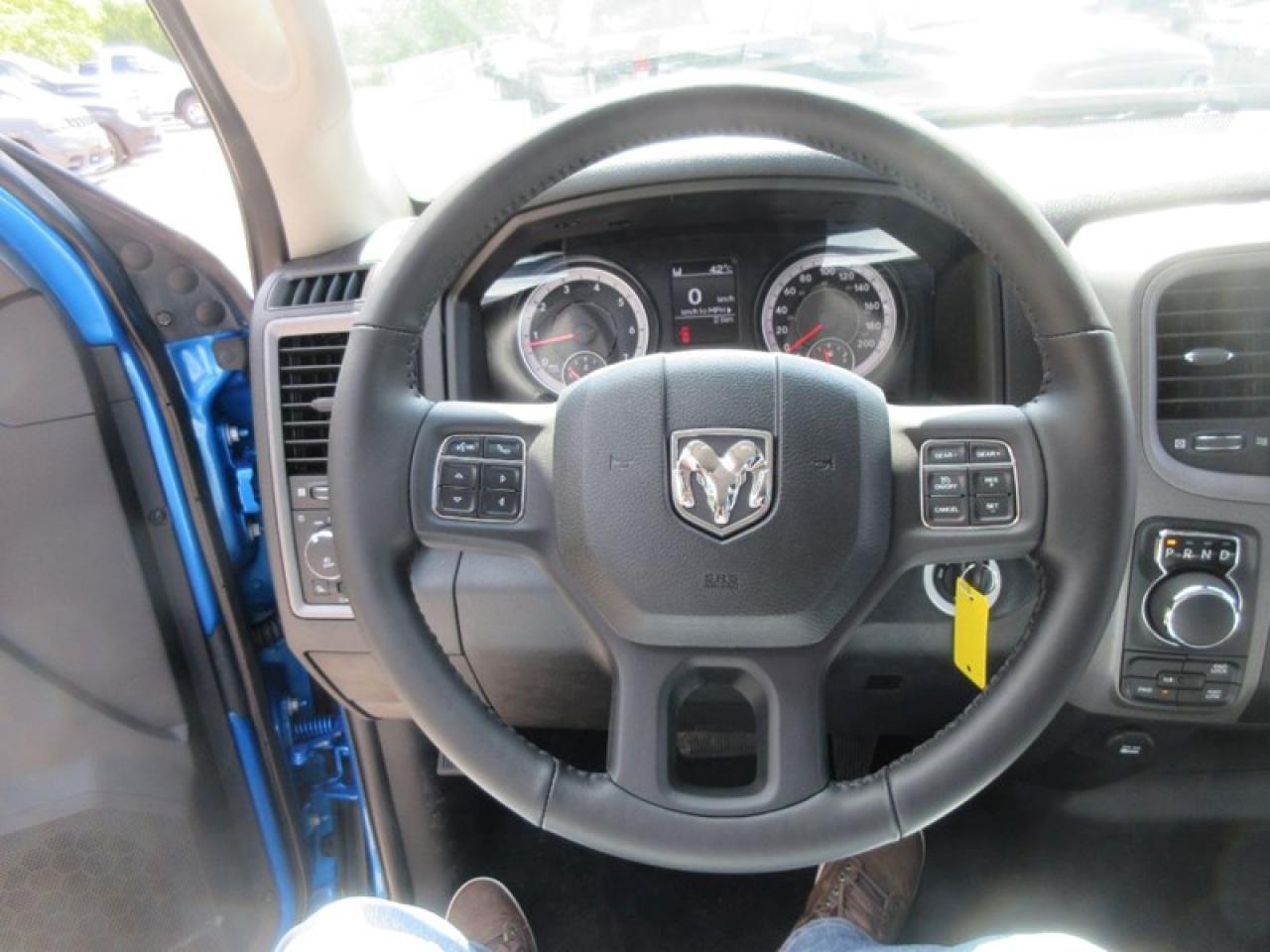 2022 RAM 1500 Classic NIGHT EDITION CREW CAB Photo