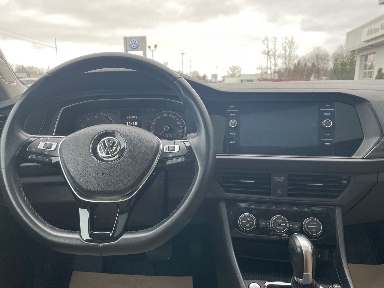 2019 Volkswagen Jetta Highline 1.4T 8sp at w/Tip Photo
