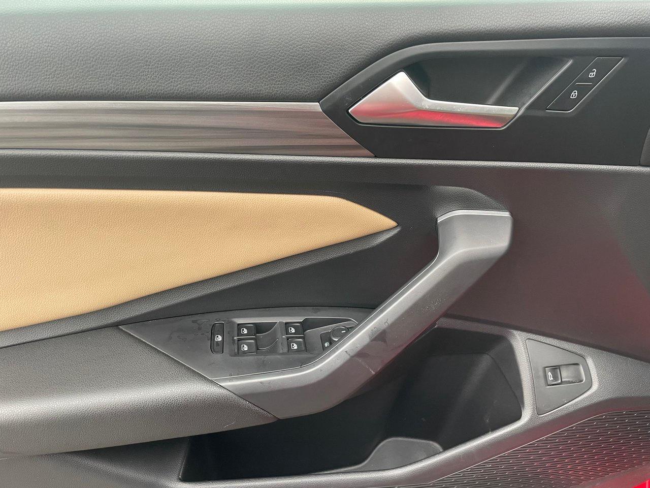 2019 Volkswagen Jetta Highline 1.4T 8sp at w/Tip Photo