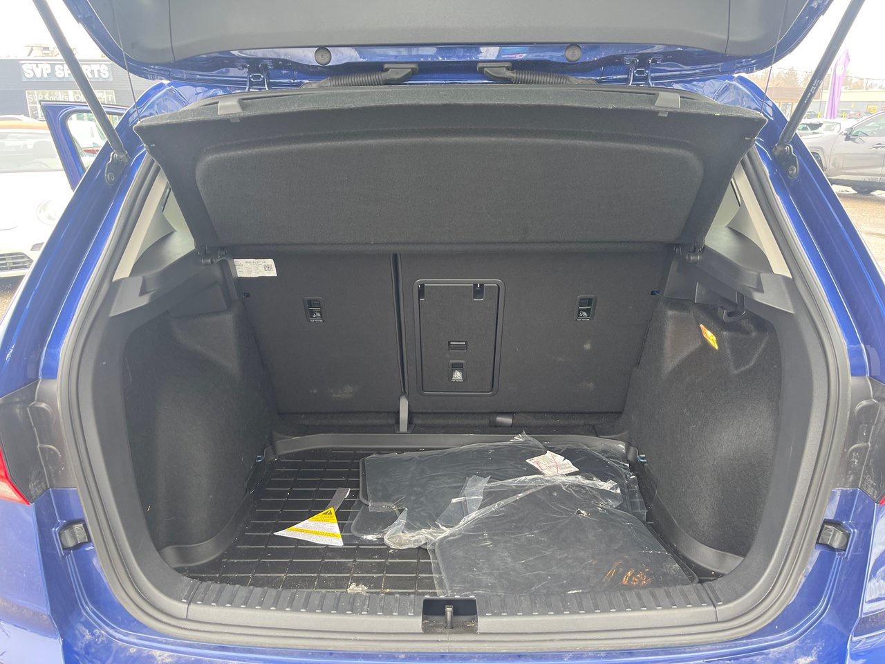 2023 Volkswagen Taos Comfortline 1.5T 8sp w/ Tip FWD Photo