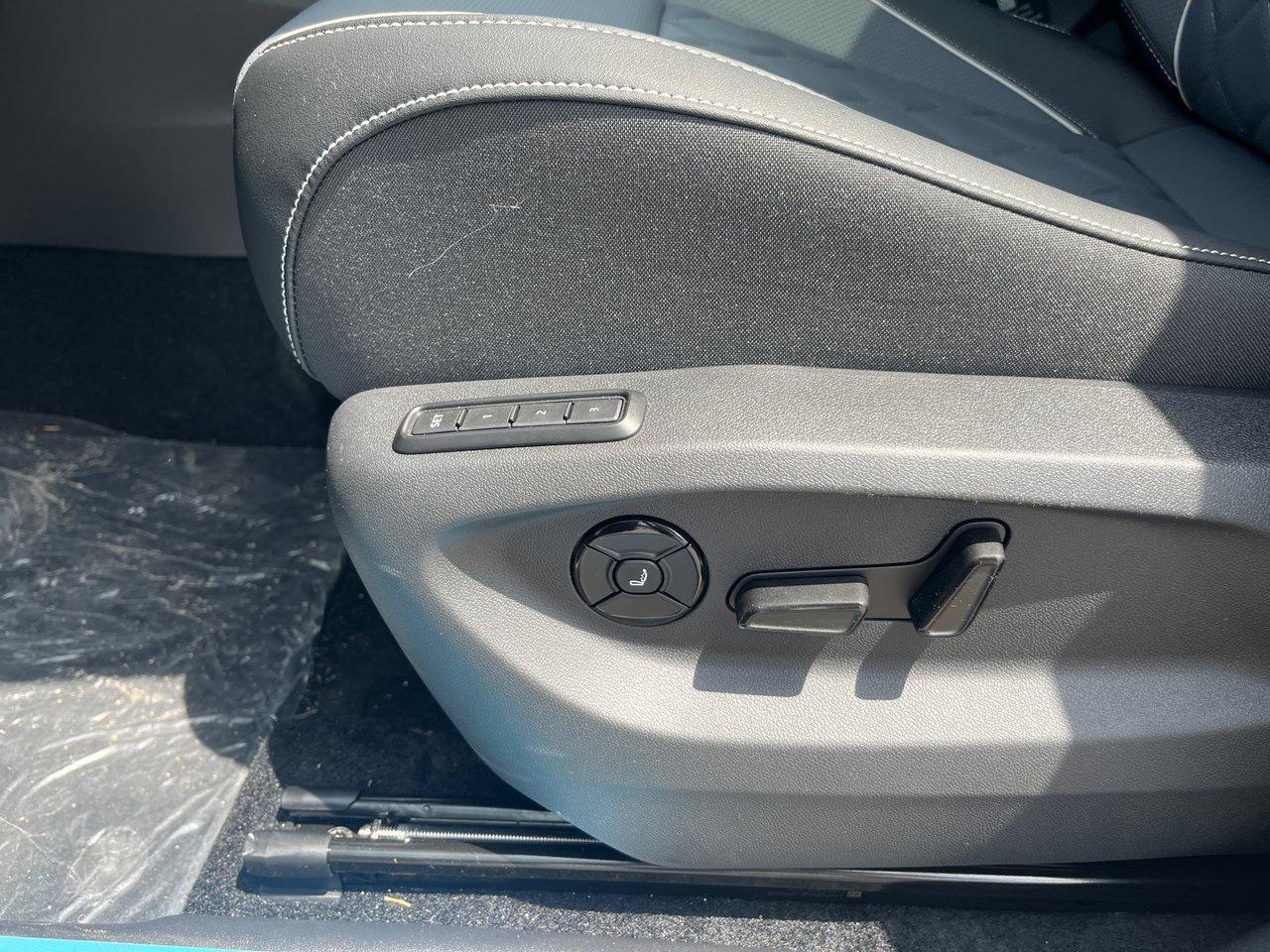 2025 Volkswagen Tiguan HIGHLINE R-LINE 4MOTION Photo